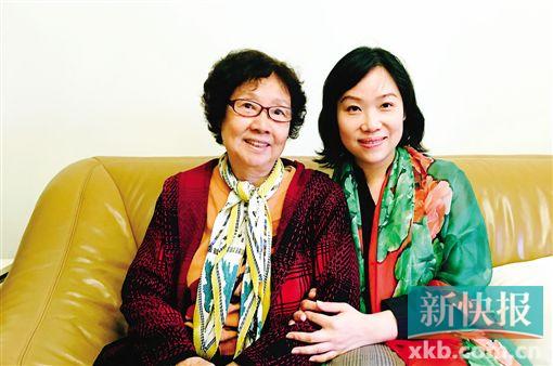 ■姚璇秋(左)与笔者。