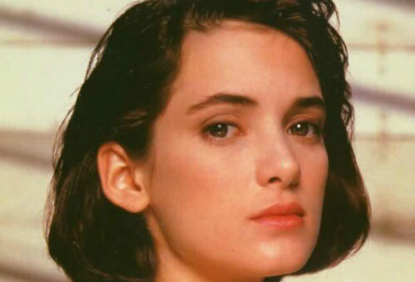 她就是黑天鹅,她叫薇诺娜·瑞德