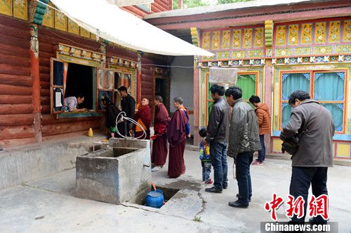 阿池藏医院,病人纷至沓来。