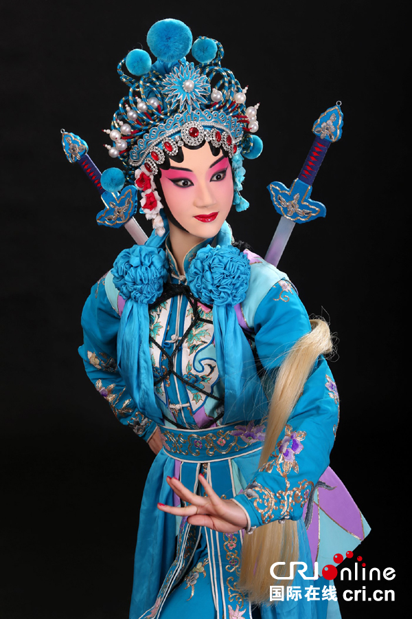 逄瑷嘉《盗库银》