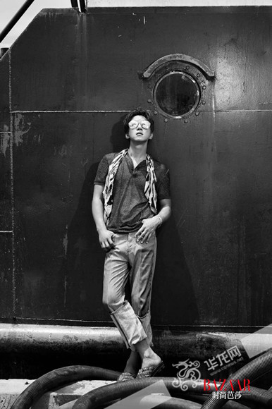 被网友称赞“帅出新高度”。 经纪公司供图