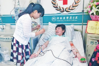 郑州妈妈捐献造血干细胞救河北5岁白血病女孩