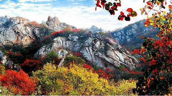 多彩的三皇山 图片来源于网络