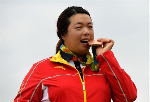 奥运女子高尔夫冯珊珊历史性铜牌,韩国朴仁妃
