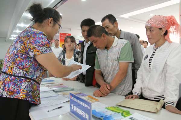 宁夏:法律援助护航精准扶贫 打通最后一公里