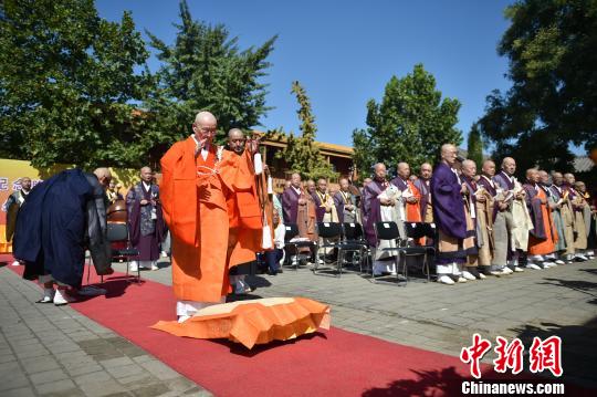 中国佛教人口_中国佛教人士诵经   摄-中日佛教界联合举办法会 纪念临济祖师