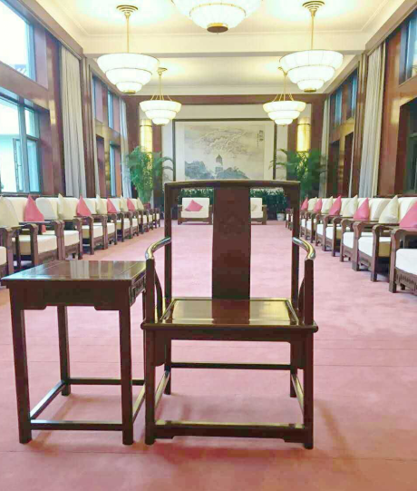 G20首长椅国庆将回深圳美联红木艺术馆展示
