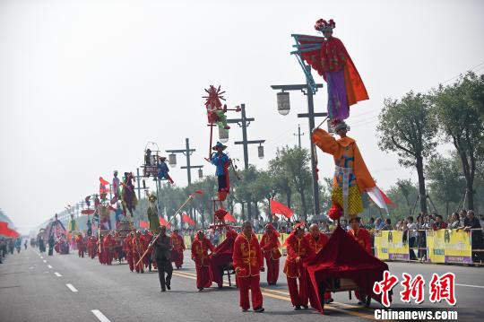 中西方文化“碰撞”助阵中国运城首届关公国际旅游节