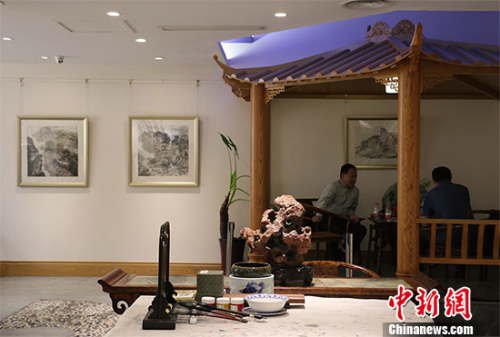 传统水墨金秋画展在京举行40余幅佳作展东方神韵