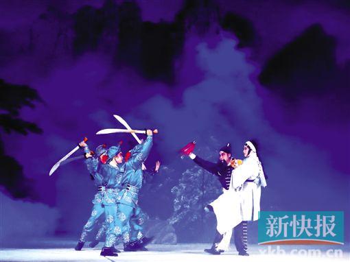 ■《西河会妻》重现了很多古老排场(张霖摄影)。