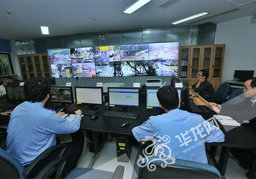 派出所指挥中心像天眼 嫌疑人正在街头诈骗就