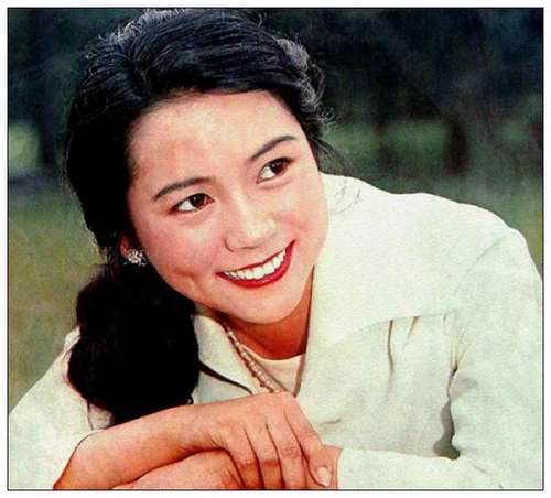 80年代驰誉影坛红极一时的上影女演员