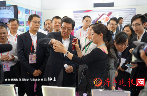 智能家用美容仪亮相广交会成亮点,新品类活肤