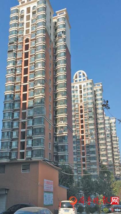 济南贤文花园小区老停电 逼得业主租房住酒店