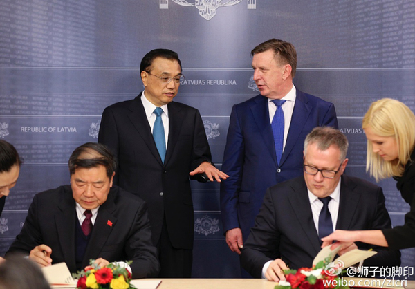 拉脱维亚首都里加银装素裹迎接中国总理首次到