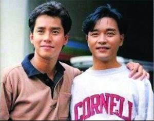 香港歌坛,只有一个人可以跟谭咏麟并驾齐驱!