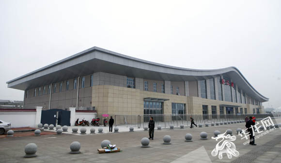 渝万高铁的开通，将吸引不少游客到垫江县观光旅游。 首席记者 李文科 摄