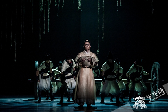 《杜甫》细腻地刻画了主人公的内心世界。重庆市歌舞团供图，华龙网发