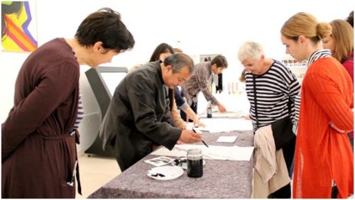 中外交流铸就丰碑 鲁南现象佳话频传