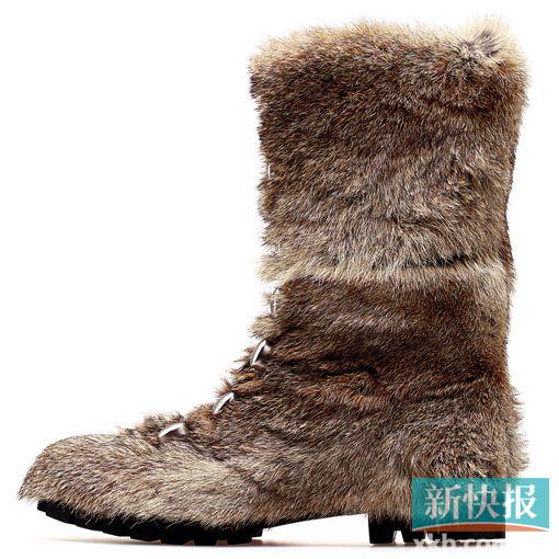 STELLA LUNA温暖毛绒短靴,温度与风度兼备。