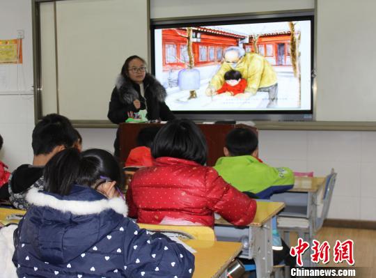 中国民俗教学走进武汉课堂 提升学生文化认同与自信