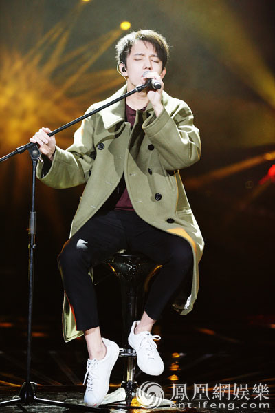 回馈中国观众 《歌手》迪玛希首次挑战中文歌