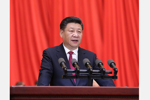 图为：2016年7月1日，庆祝中国共产党成立95周年大会在北京人民大会堂隆重举行。