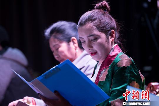 第二届华语诗歌春晚在雪域 圣城 分会场上演