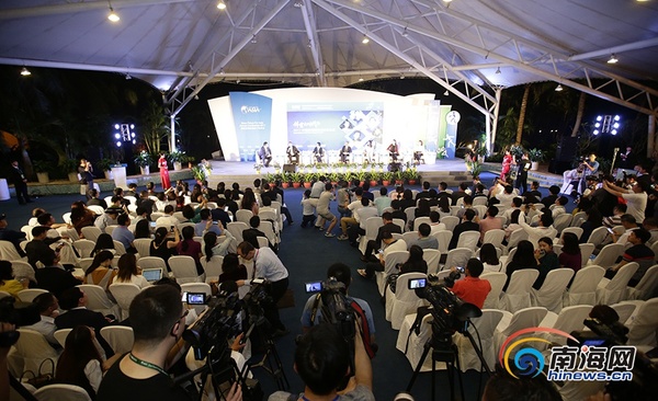 女排运动员谈世预赛中韩足球之战:朋友圈被国