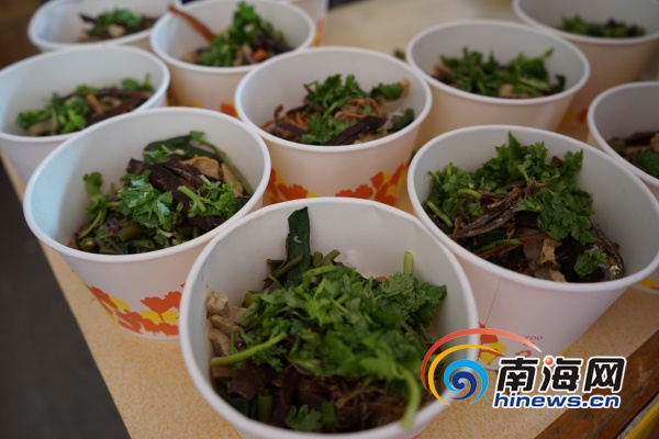 　　陵水美食酸粉。南海网记者 姚少龙 摄