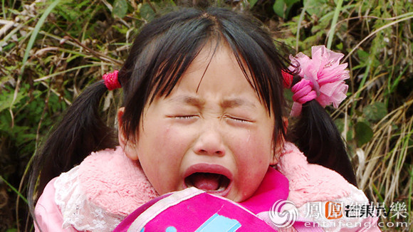 《变形计》4月22日首播 城市少年被农村妹妹“整哭”