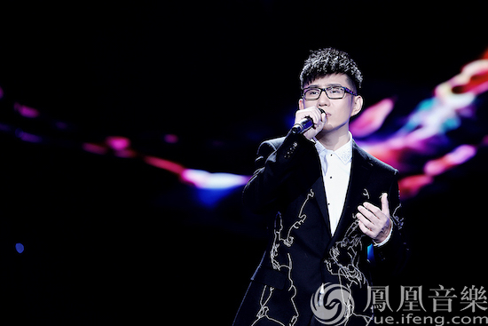歌手石头献声五一晚会 新歌紧张筹备中|石头