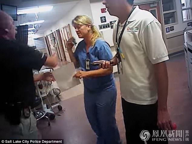 美国女护士因拒抽血遭警员上手铐抓走