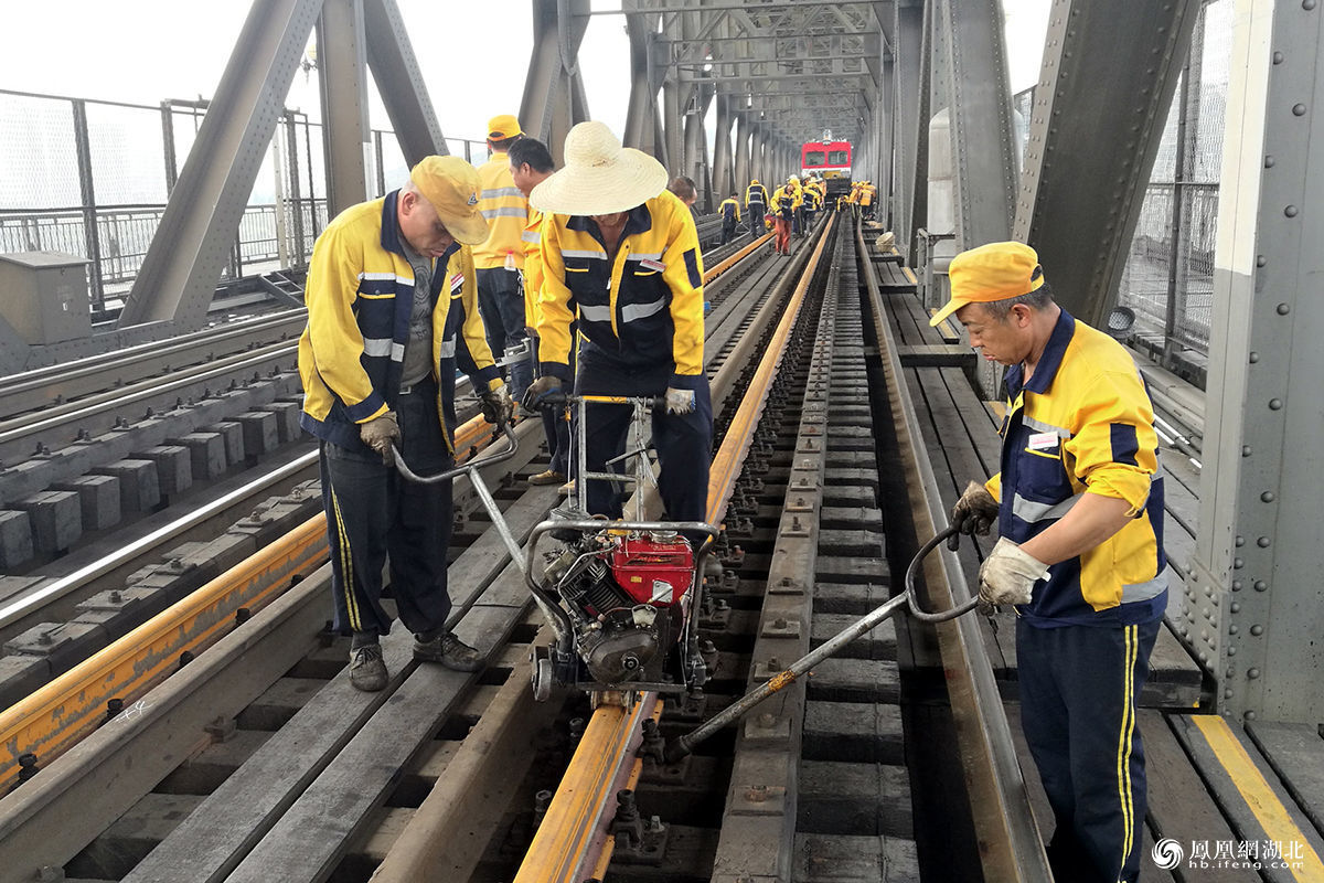 轨检类 - 广州南方高速铁路测量技术有限公司