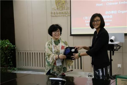 2018韩国小记者中国行代表团到访大连枫叶国
