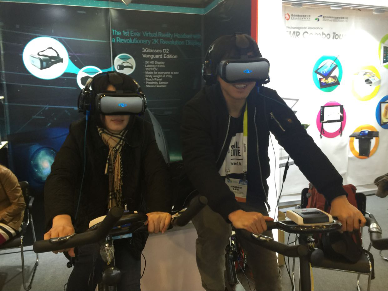 逖偲高科技结合健身与VR 虚拟现实自行车受追