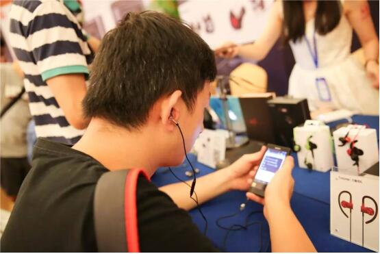 深圳年度发烧友聚会 有1MORE的地方就有好声