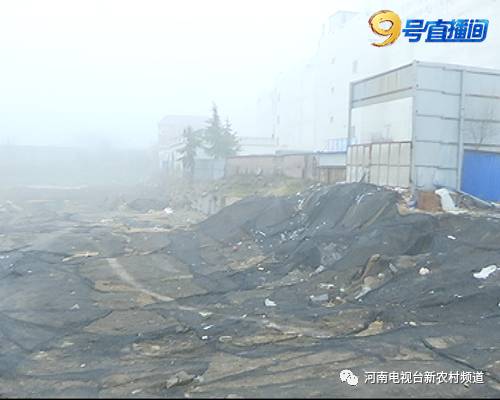 开发商在郑州挖个大土坑 骗了两拨购房者(图)