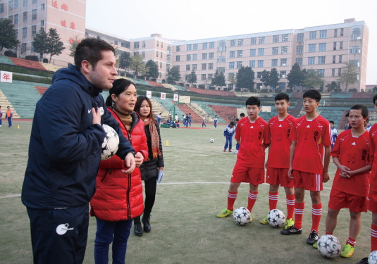 江西省西山学校:高素质足球人才重点孵化基地