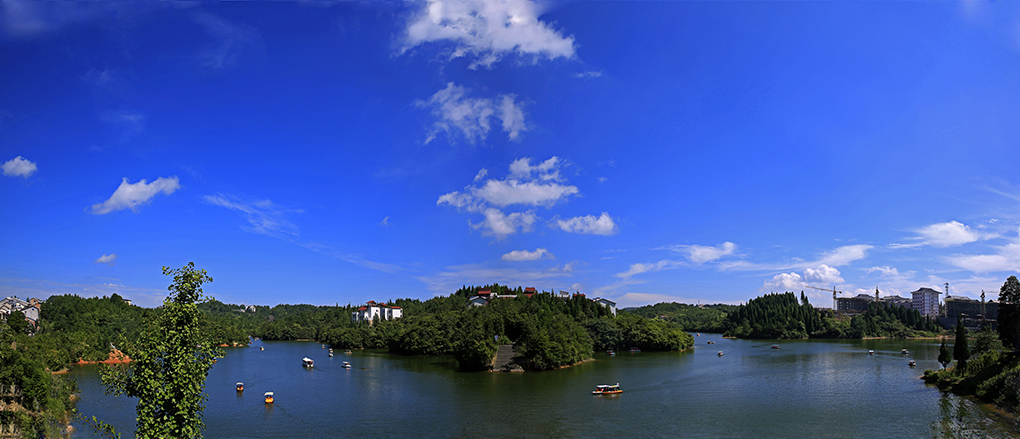 太阳出来喜洋洋--康养石柱