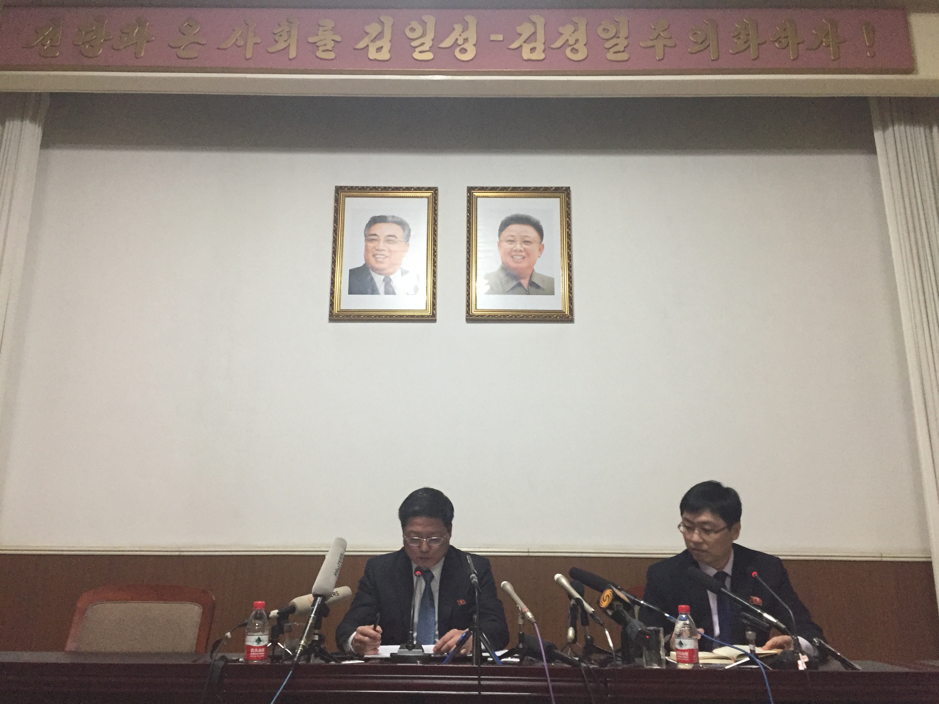 朝鲜驻华公使：朝鲜半岛处在核战争边缘！