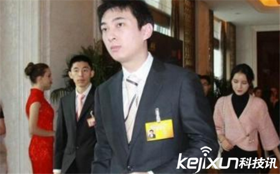 王思聪挺徐晓冬打假格斗狂人徐晓东手撕传统武术太极