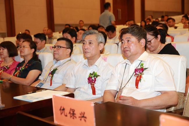 文化旅游融合又骑马招创新探玉筹备小镇协会电子竞技特色放大工作报告图片