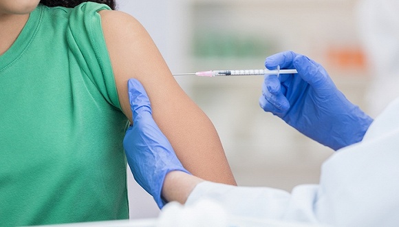中国内地首个宫颈癌疫苗正式上市 不用去香港排队打疫苗