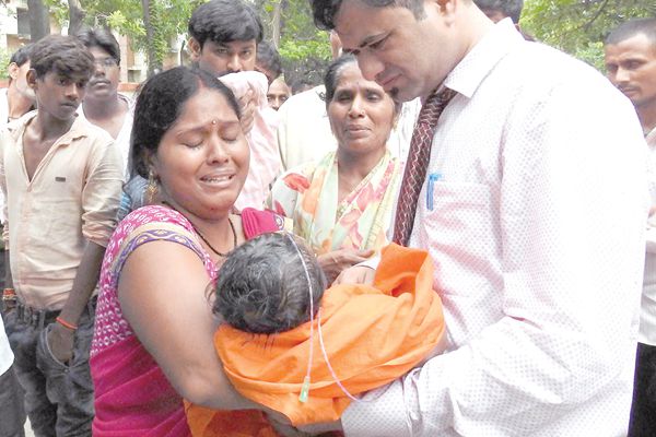 70名儿童死于缺氧 印度人怒火喷向莫迪