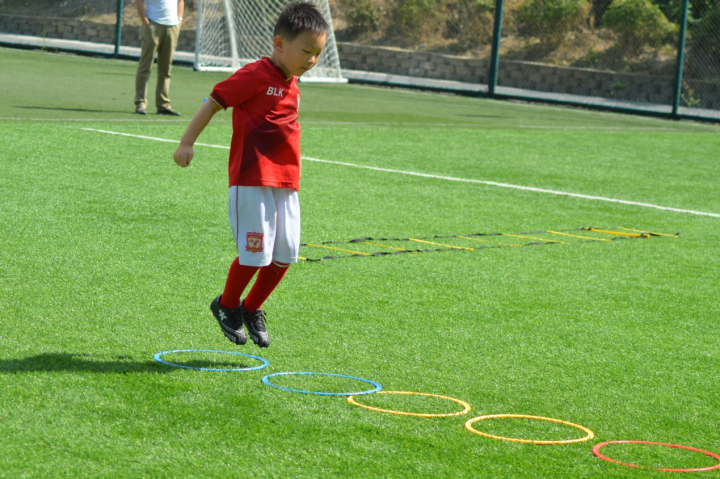 上海贝乐康足球俱乐:加盟风暴!以合作共赢开辟