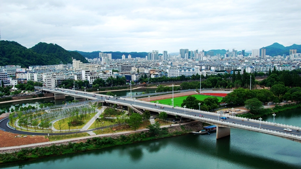 黄山市屯溪近年人口_黄山市屯溪老街