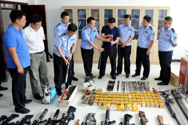 看山东—朋友圈卖枪支弹药!枣庄警方破获特大网络涉枪案
