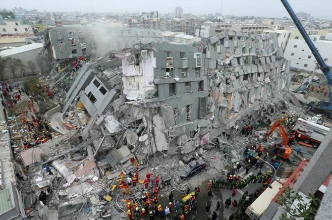 恐怖巧合！台南维冠金龙大楼倒塌2周年整花莲大楼再塌