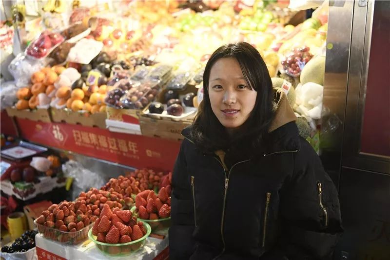 香港普通人收入_普通人在香港工作,一个月能拿多少工资？真实收入让你意想不到(2)